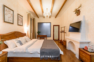 温馨典雅的卧室室内场景