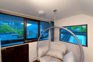 现代简约风室内休闲吊椅