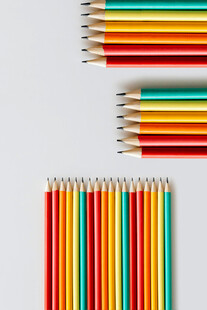 多彩铅笔