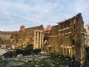 历史遗迹古罗马建筑废墟场景