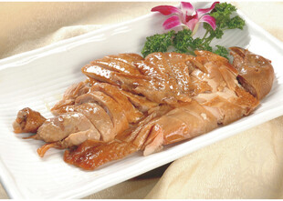 美味卤味鸭肉摆盘精致