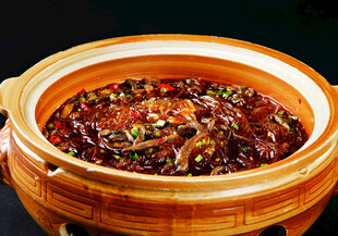 美味瓦罐炖菜