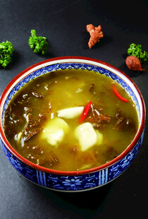 美味滋补菌菇汤