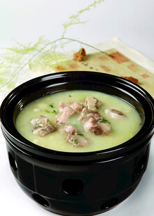 香浓排骨青菜汤