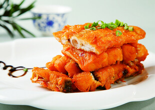 香酥美味炸鱼块