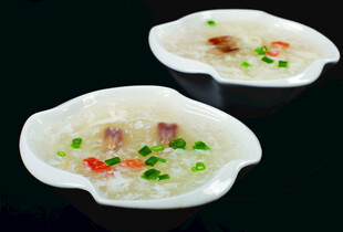 两碗鲜香美味养生粥