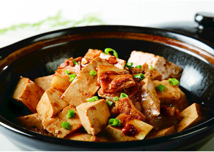 美味砂锅豆腐