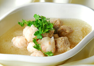 鲜美肉丸鱼丸汤