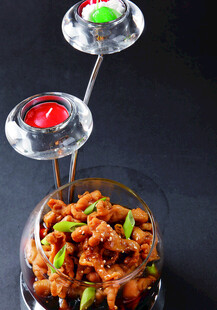 创意摆盘的美味小炒肉