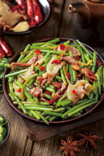 腊肉炒豆角