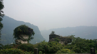 山间古建筑景观