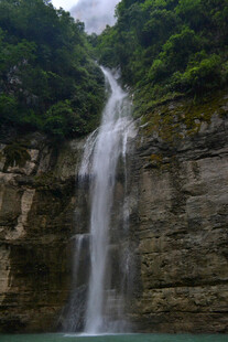 山间飞瀑 自然清新之景