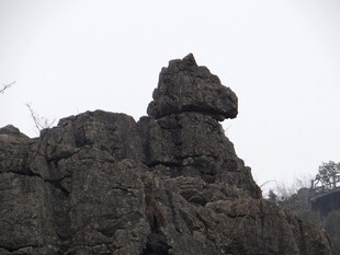 恩施奇特嶙峋的岩石景观
