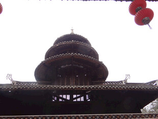 恩施中式古建筑 飞檐挂红灯