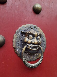 中式门环古朴典雅韵味足