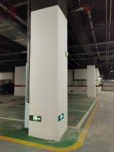 地下停车场充电桩设施
