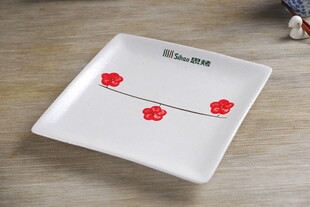 简约花朵图案方形餐盘