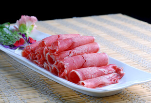 鲜切牛肉卷