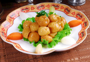 美味虾仁摆盘精致