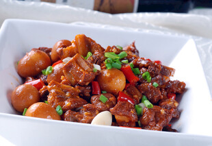 香辣排骨炖土豆