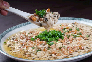 鲜香肉末豆腐羹