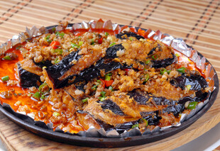 香辣蒜蓉烤茄子