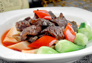 美味彩椒炒牛肉