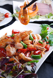 美味鲜虾炒时蔬