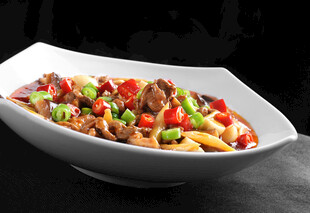 美味彩椒炒牛肉