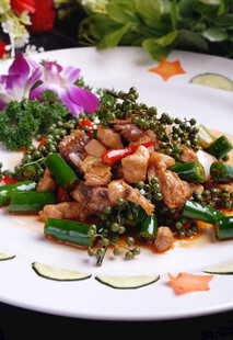 美味青椒炒兔肉