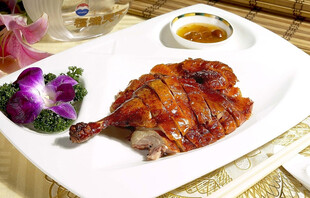 美味烤鸡摆盘精致