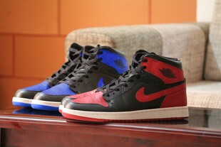 时尚高帮运动鞋展示