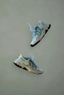 空中悬浮的时尚运动鞋