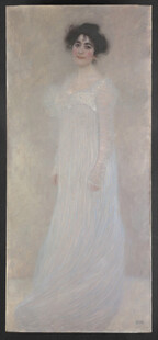 复古优雅女士白色长裙画像