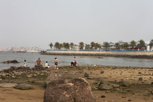 湛江海边休闲场景