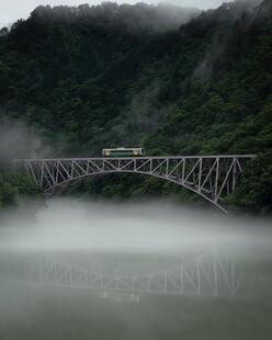 钢铁桥梁