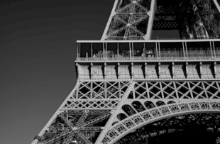 埃菲尔铁塔局部特写