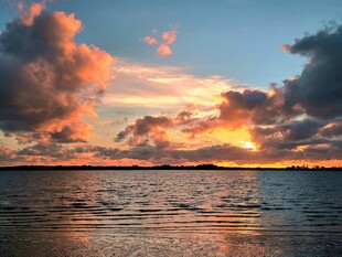 海上壮丽日落美景