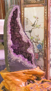 紫晶洞摆件 尽显自然之美