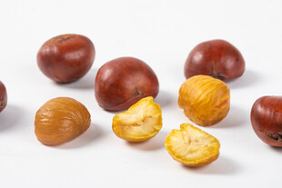 新鲜板栗饱满诱人