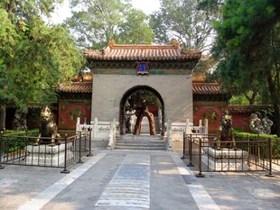 中式古典门楼景观