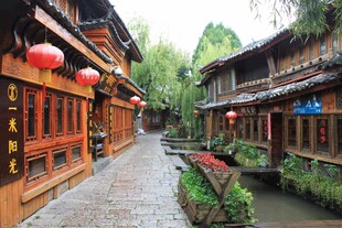 古巷水乡中式建筑风情