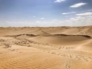 广袤沙漠风光