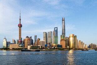 上海外滩城市天际线景观