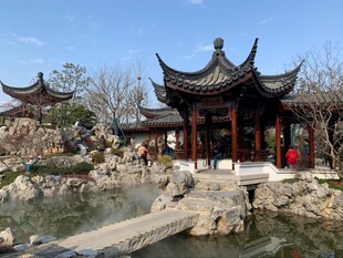 中式古典园林景观一角