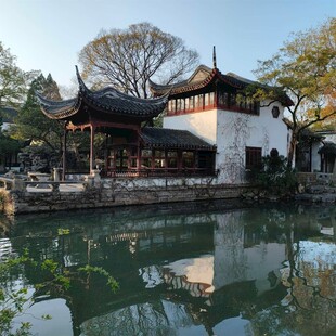 中式古典园林水边建筑景观