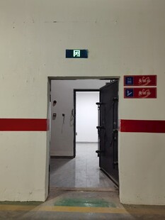 室内走廊入口场景