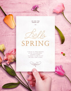手捧春季主题精致邀请函