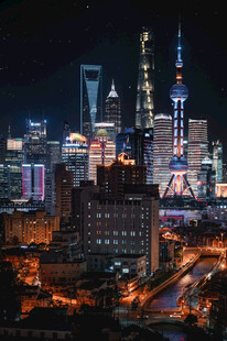 繁华都市夜景俯瞰