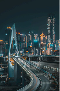 重庆夜景中的桥梁与城市风光